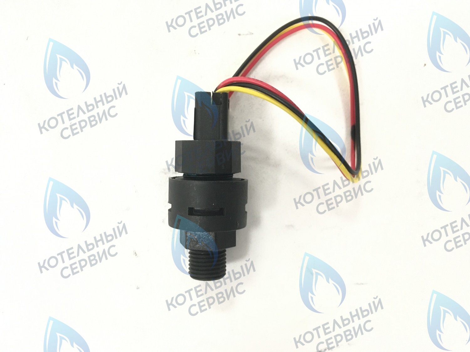 30290 Датчик давления 8924-06.052 