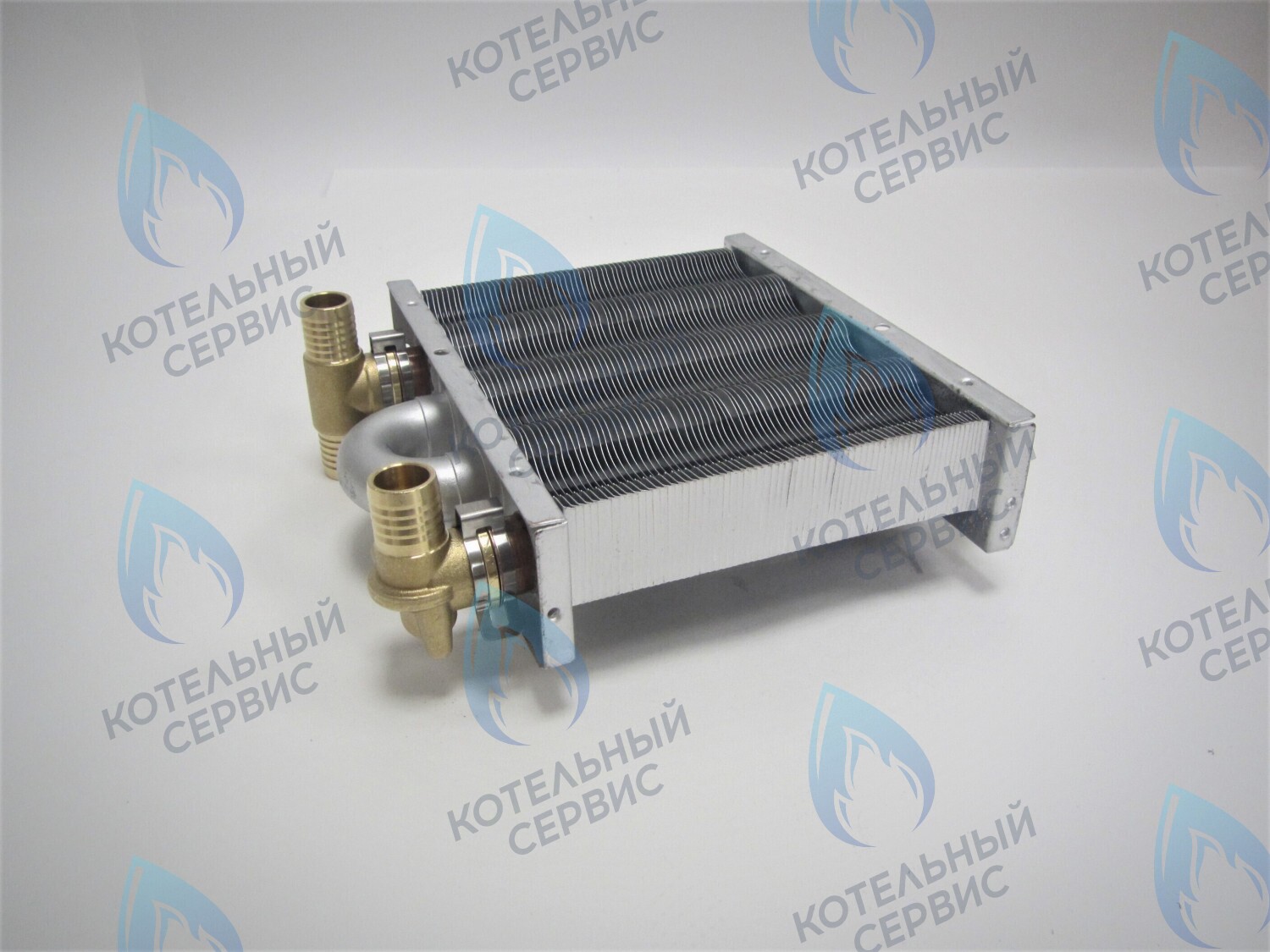 EM021-142-Фитинг-Комп Теплообменник отопления с фитингами (142 мм) 67 FIN (100 HSG/ICH/MSC) DAEWOO 