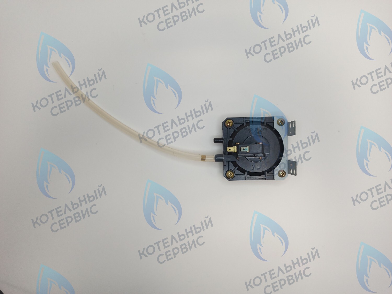 52100334 Датчик давления воздуха A30-41, D30-41 DAESUNG 