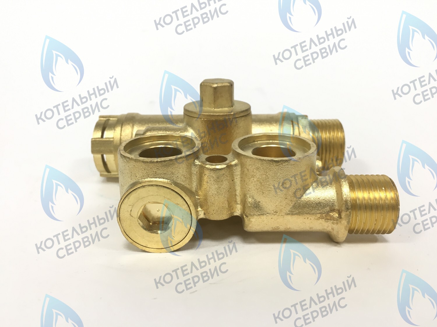 03-4019-01 Клапан трехходовой GAZECO 18 C2/T2. 24 C2/T2 Исполнение 1 (120) (до 07.2014) 