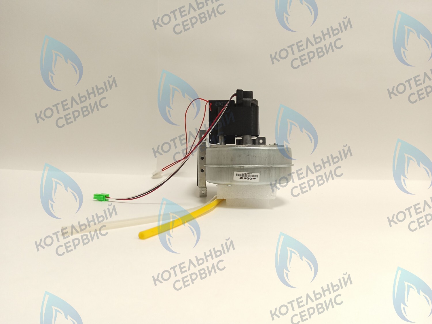 30012680A Вентилятор Navien Deluxe 13-24K (Ace 13-35К) 