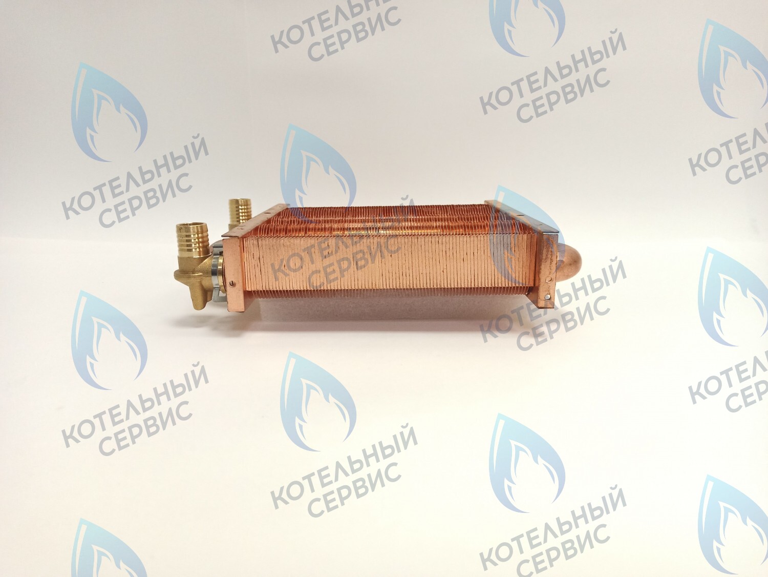 EM021-180-02-Фитинг-Комп Теплообменник первичный основной (с фитингами) 180мм 85 FIN (130-200 HSG/ICH/MSC) (3318108610, 3318108640) DAEWOO 