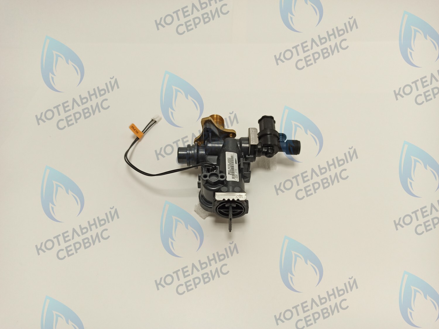 30015722A Патрубок-адаптор ГВС Deluxe S 13-24 k NAVIEN 