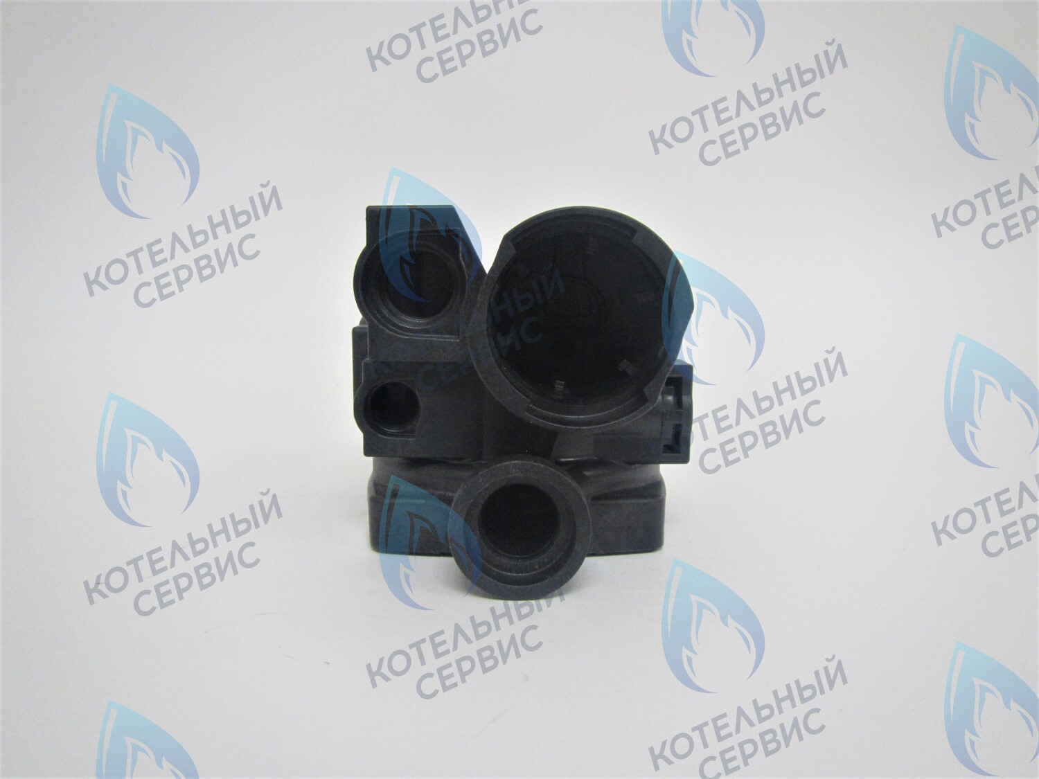 PMF01BG-NA Улитка циркуляционного насоса (отверстие сзади, два справа сбоку) FERROLI под насос GRUNDFOS (G30CCW) (без воздухоотводчика) 