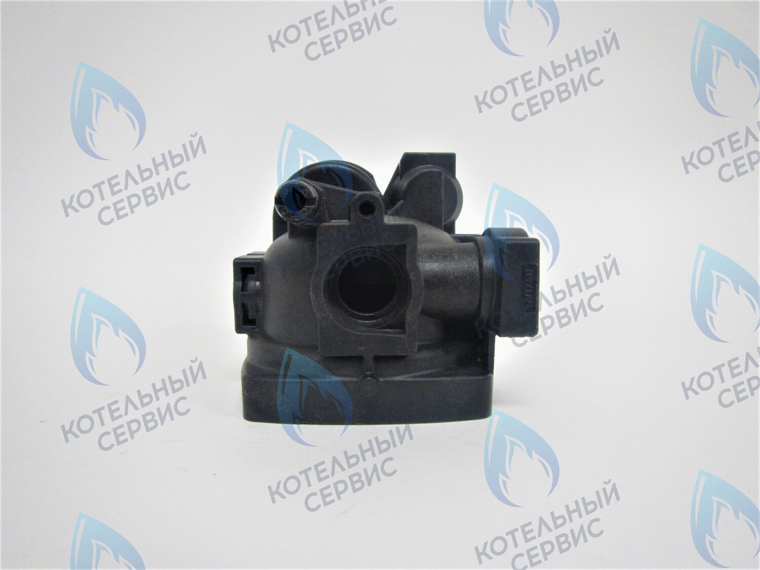 PMF01BG-NA Улитка циркуляционного насоса (отверстие сзади, два справа сбоку) FERROLI под насос GRUNDFOS (G30CCW) (без воздухоотводчика) 