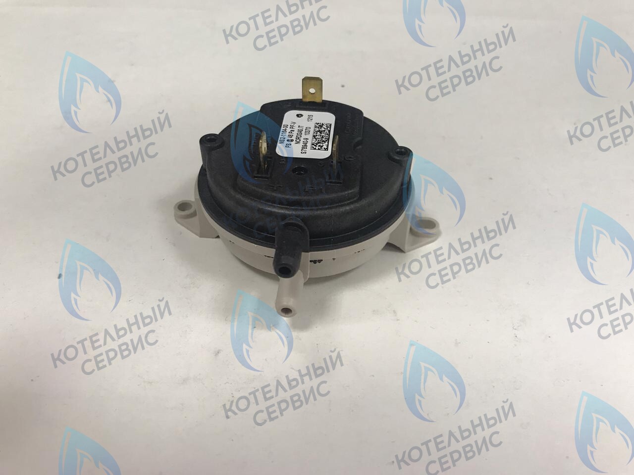 398000963 Реле давления воздуха (маностат) Ferroli Arena (RU) 