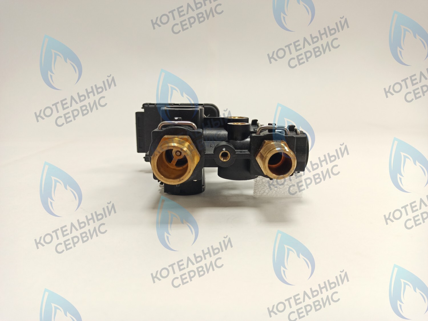 S323100125 Гидроузел с двигателем клапана трехходового (WA.1, WA.2, WA.3, WA S, WA C) KITURAMI 