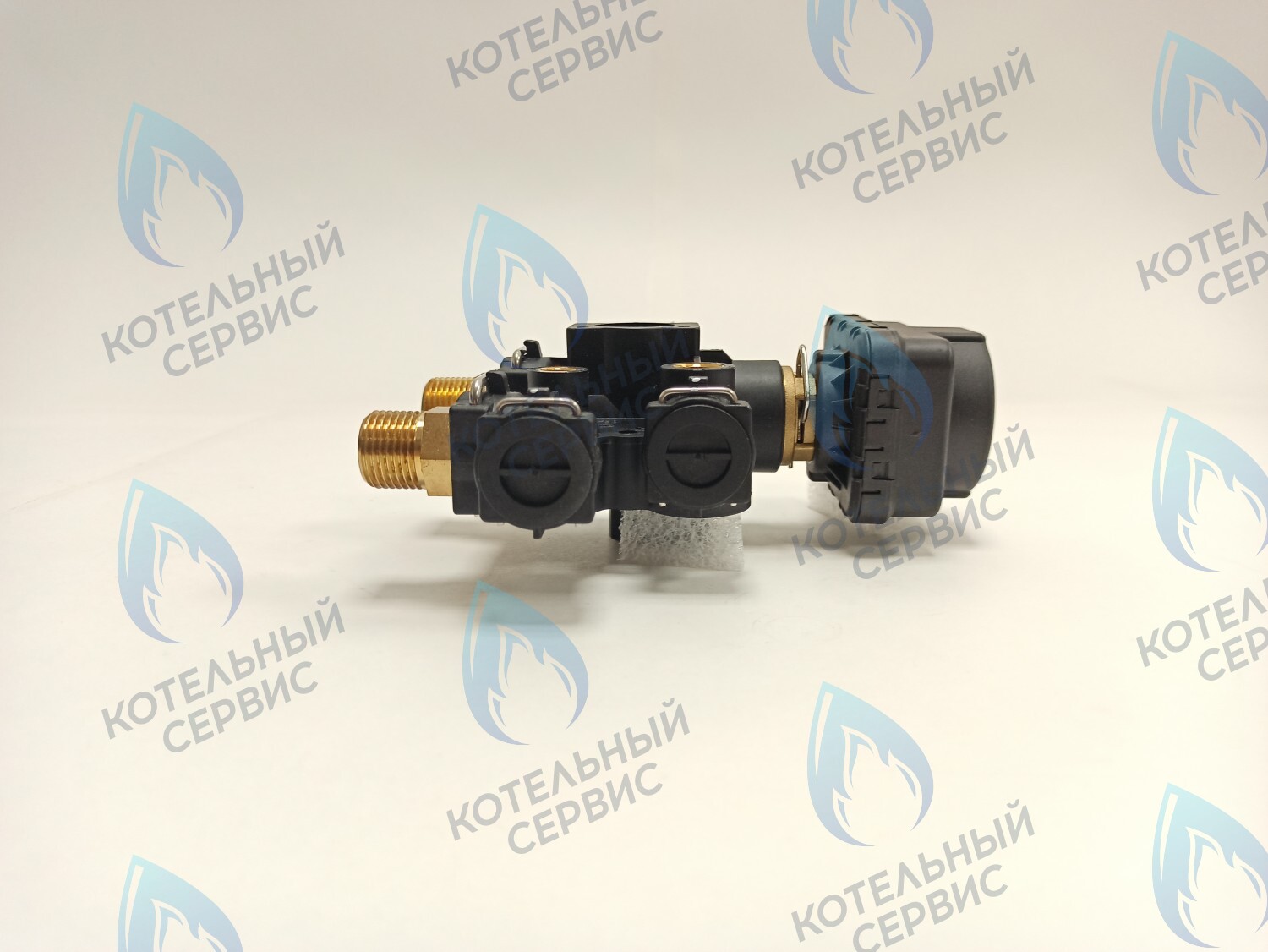 S323100125 Гидроузел с двигателем клапана трехходового (WA.1, WA.2, WA.3, WA S, WA C) KITURAMI 