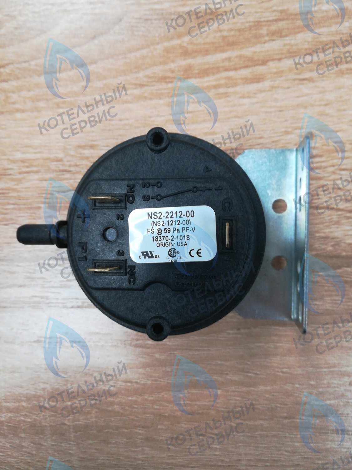 104045/117189 Прессостат с креплением, 59 Па, Cliveland Contr.  Лемакс Prime LEMAX 