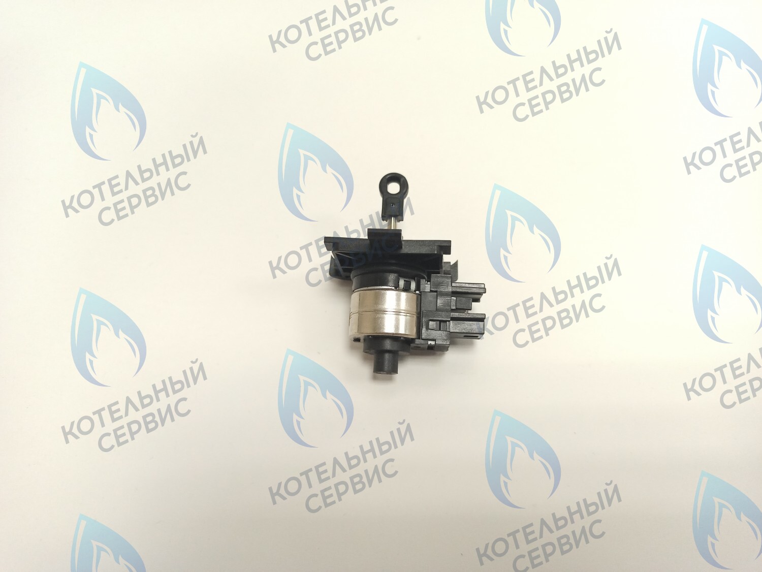 GM013 Линейный шаговый двигатель BOSCH JUNKERS Wolf 2744516 