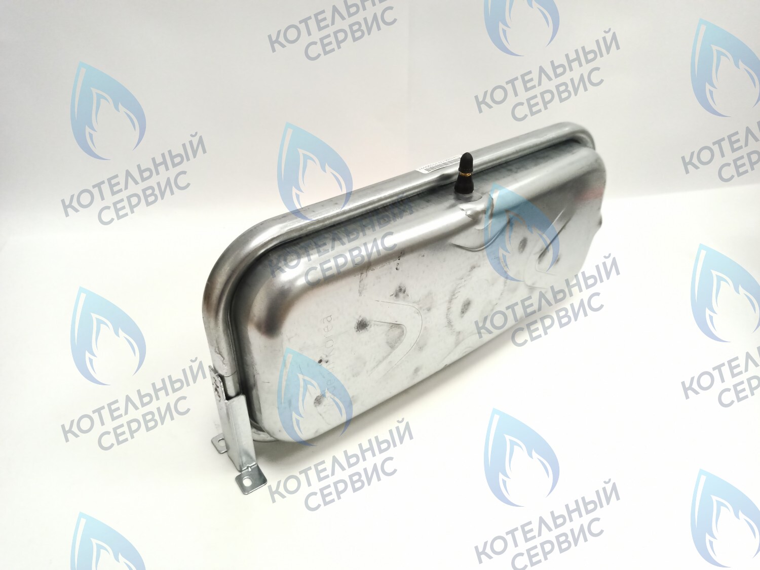 30003945F Бак расширительный NAVIEN Deluxe 13-24K, Deluxe Coaxial 13-24K, Deluxe Plus 13-24k, Deluxe Plus Coaxial 13-4K, Smart Tok Coaxial 13-24K, Prime Coaxial 13-24K, Ace 13-24K, Ace Coaxial 13-24K, Atmo 13-24A 