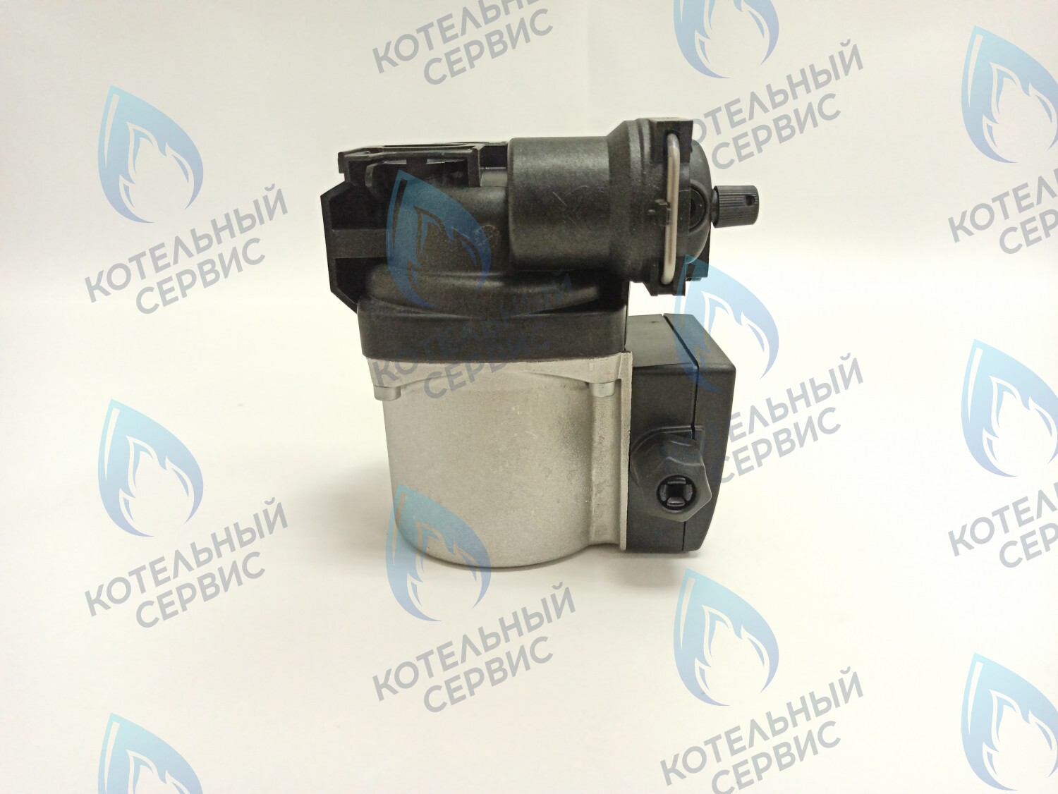 AA10010013 Насос GRUNDFOS UPS15-60 CESAO ELECTROLUX (AA01000010) 