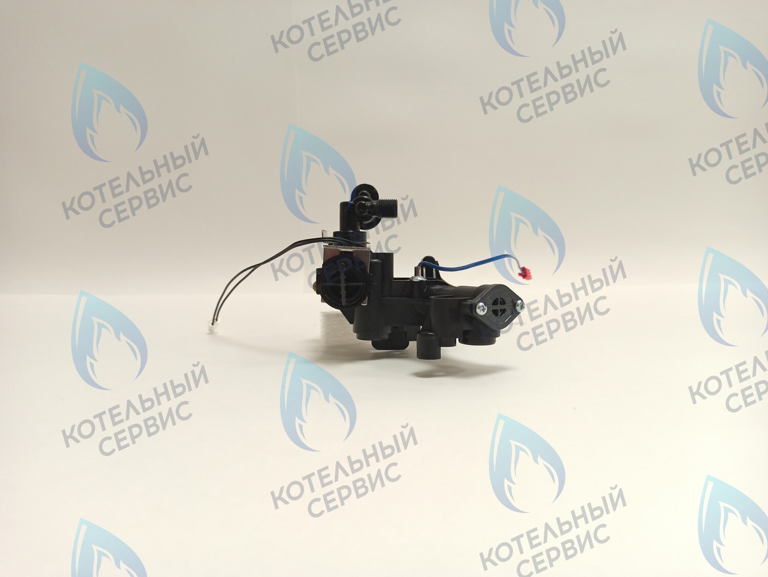 30022050A Гидроузел ГВС с датчиком протока, датчиком температуры и краном подпитки DELUXE E/C 13-24k NAVIEN 