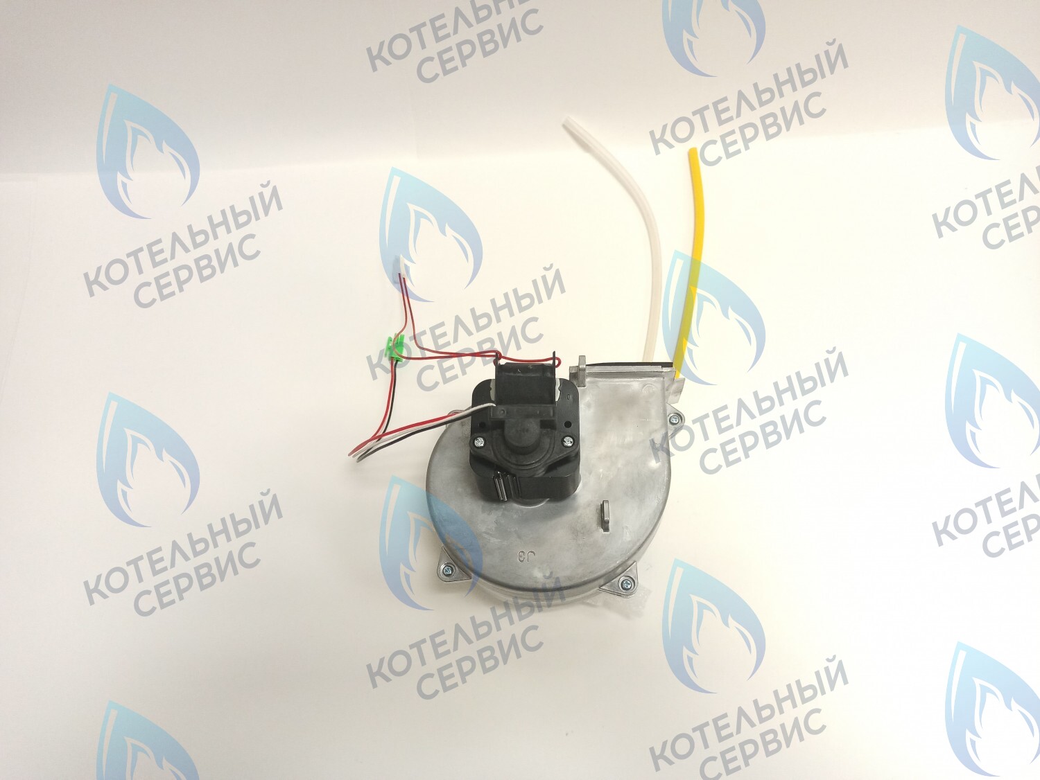 30005562C Вентилятор Navien Ace 30-35K, Ace Coaxial 13-30K (PAFA4A07001_001) 