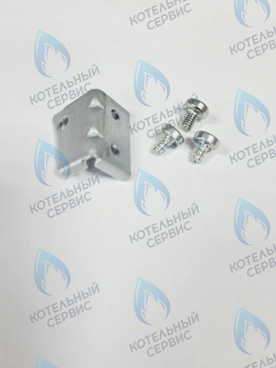 30033137A Металлический крепежный кронштейн  для замены нового насоса Шинху на существующий Фиксирующая скоба (1EA), болт (M4, 1EA), винт (4×6, 2EA) для Deluxe S/ONE, NCB 700 (необходим при замене 30033192A на 30020779B) 