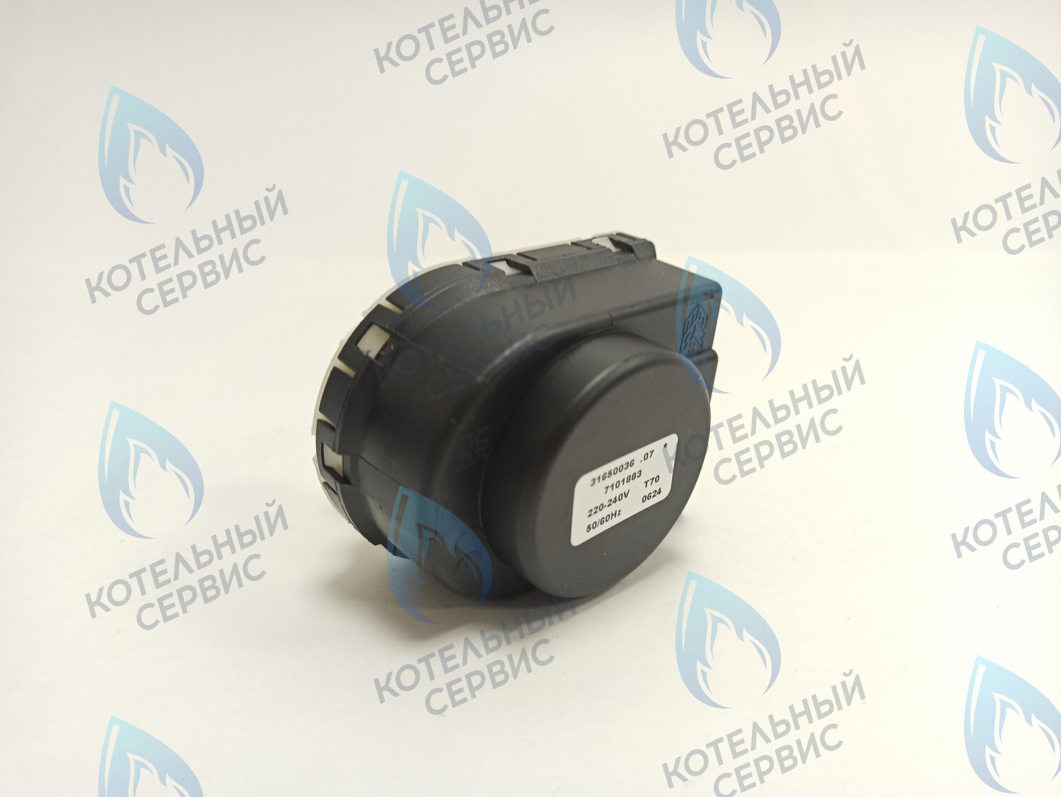 GM001-04 Сервопривод (мотор) трехходового клапана универсальный 7,5мм 220/240v (ELBI) FERROLI, PROTHERM, VIESSMANN, ALPENHOFF, ALPHATHERM, ELECTROLUX, ROC, ELSOTHERM, OASIS, POLYKRAFT, HAIER, CHAFFOTEAUX, ARISTON, MIZUDO, ITALTHERM, THERMEX 