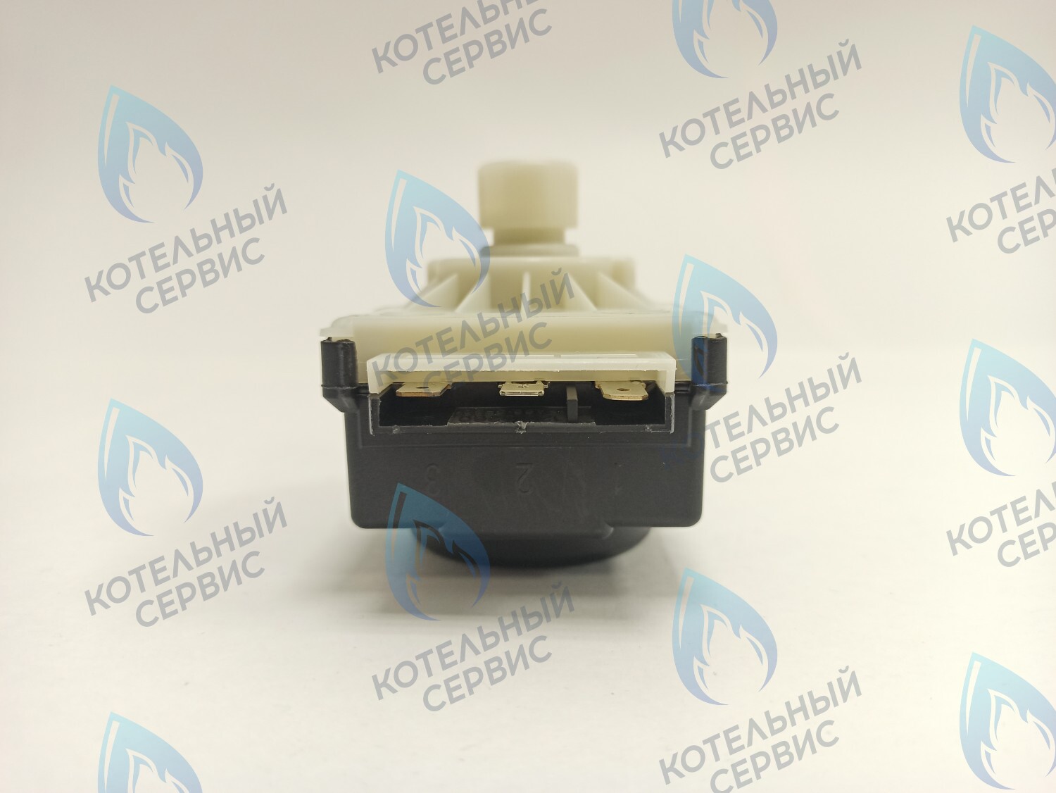 GM001-04 Сервопривод (мотор) трехходового клапана универсальный 7,5мм 220/240v (ELBI) FERROLI, PROTHERM, VIESSMANN, ALPENHOFF, ALPHATHERM, ELECTROLUX, ROC, ELSOTHERM, OASIS, POLYKRAFT, HAIER, CHAFFOTEAUX, ARISTON, MIZUDO, ITALTHERM, THERMEX 