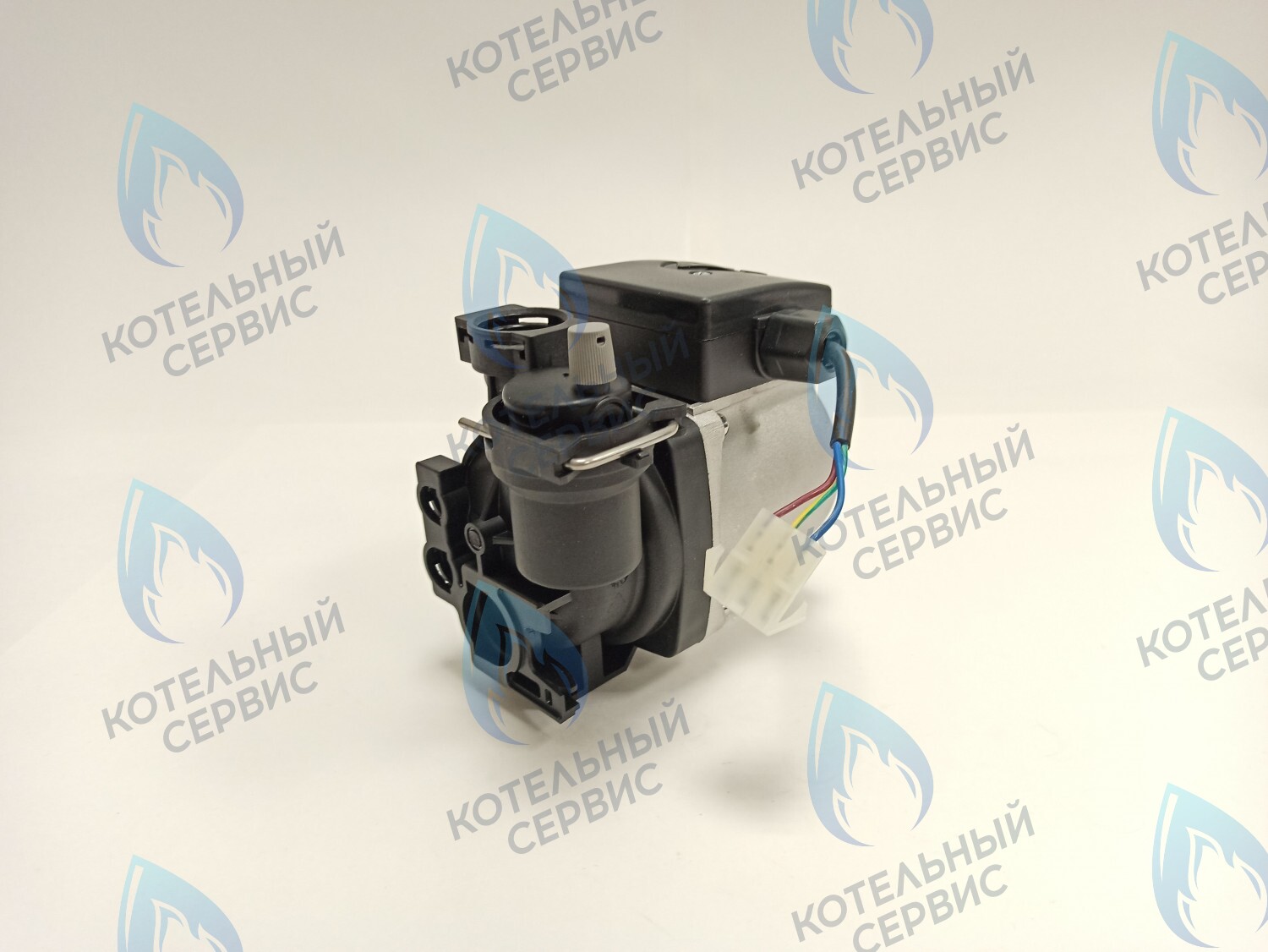 AA01000043 Насос с автоматическим воздухоотводчиком (AA01000043) ROYAL THERMO 