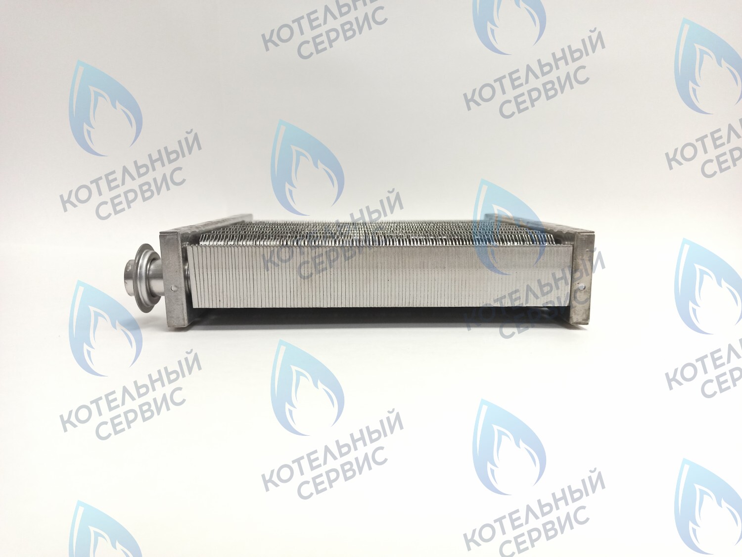 EM052-195 Теплообменник основной (первичный) Navien (с белыми прокладками в комплекте) Deluxe Е 10-24K. 