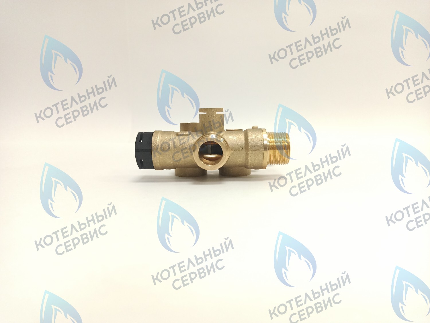 GGT016 Трехходовой клапан Viessmann Vitopend A1JB (7856970) 