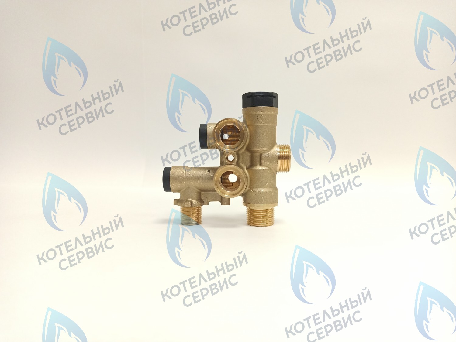 GGT016 Трехходовой клапан Viessmann Vitopend A1JB (7856970) 