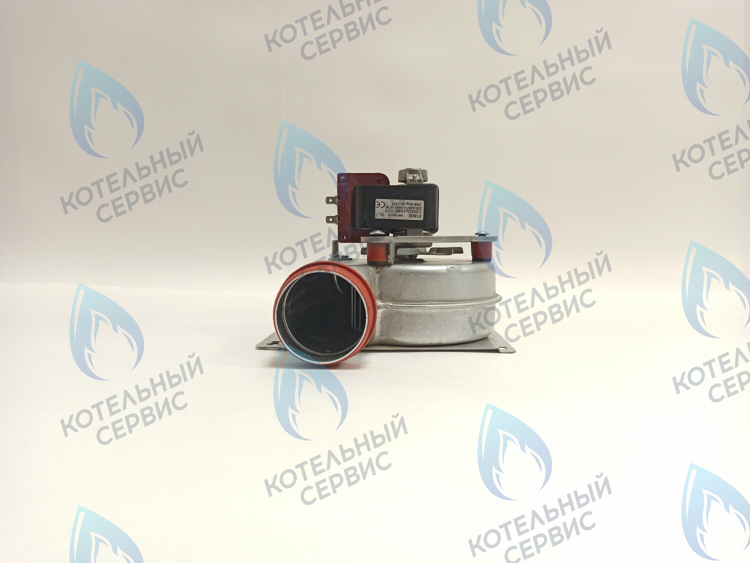 07-5001 Вентилятор для котлов 24 кВт Polykraft Alpine Light с красными патрубками отбора (47W) 