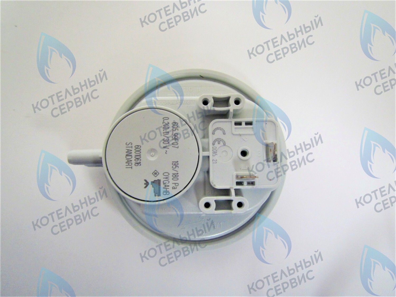 AP-195-180-63-HC Маностат HUBA 195/180 Pa VIESSMANN VITOPEND A1JB 24 KW 