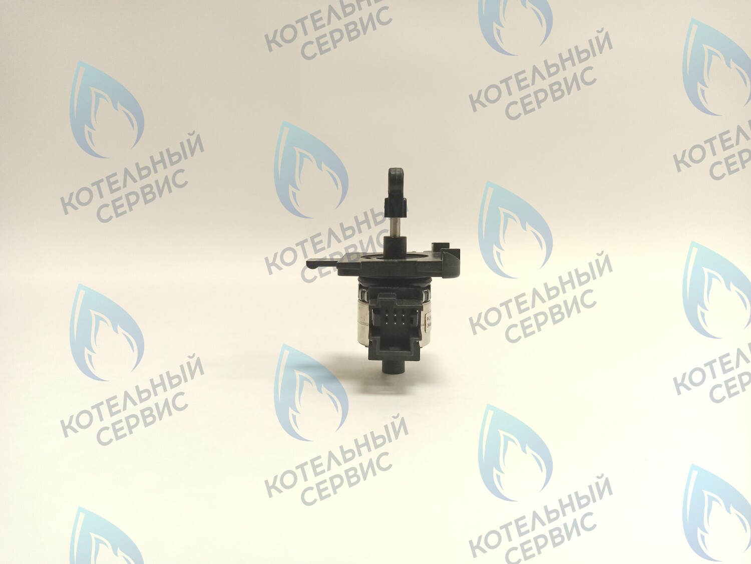 GM014 Линейный шаговый двигатель VIESSMANN VITOPEND WH1D, VITODENS WB1B (7828748) BOSCH JUNKERS 87160113600 WOLF 2744516 