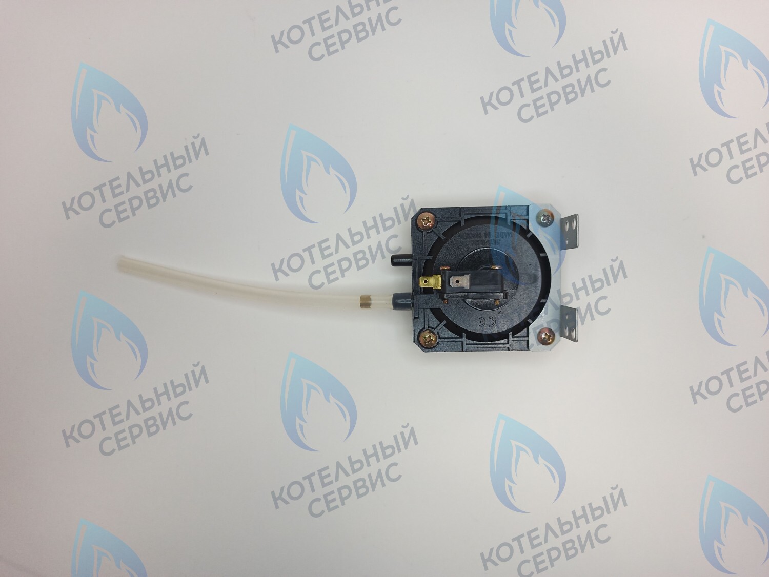 52100319 Датчик давления воздуха A16-21,D16-21 DAESUNG 