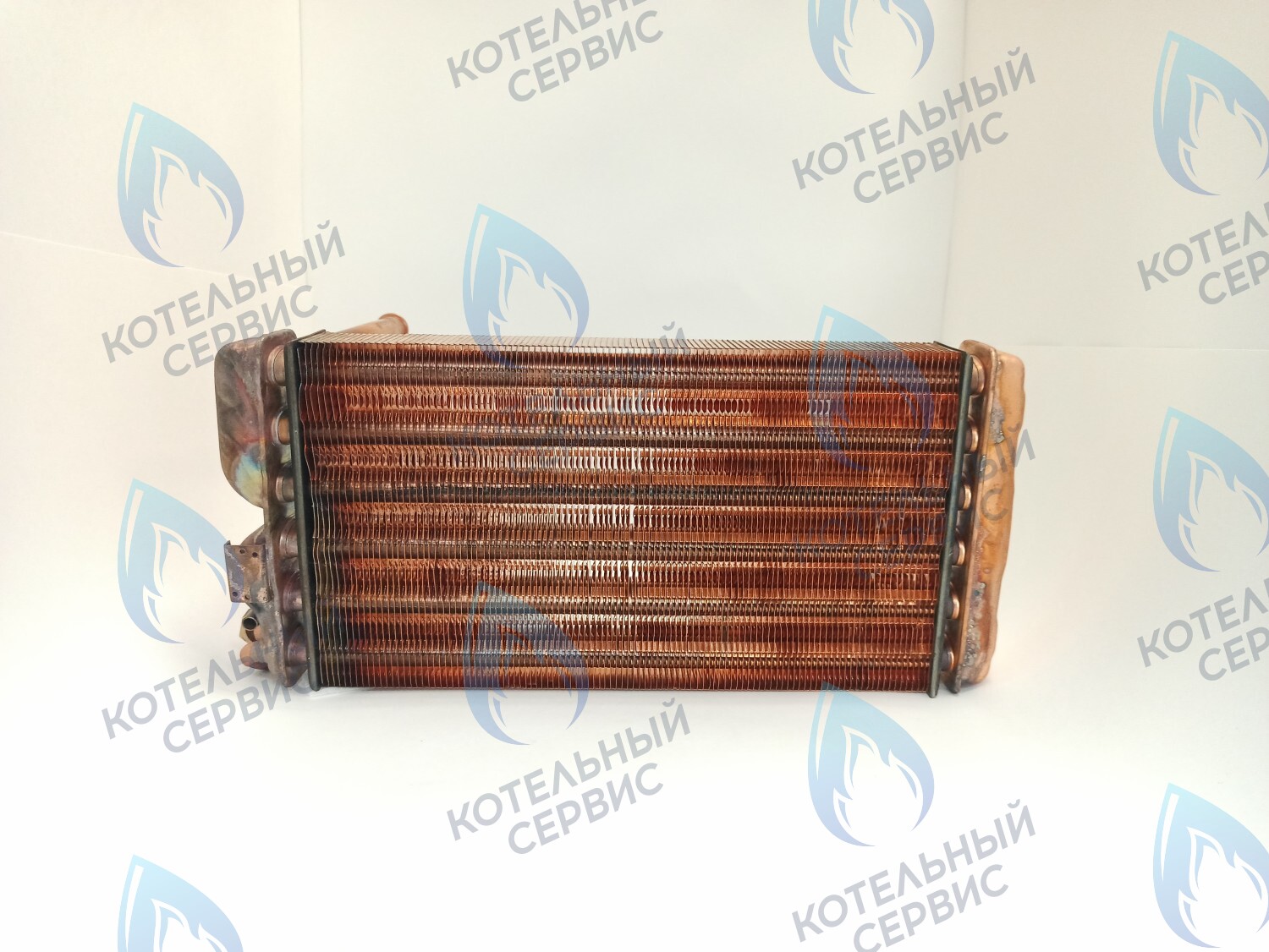 EB031-320 Теплообменник U052-28K BUDERUS (87154068140) 