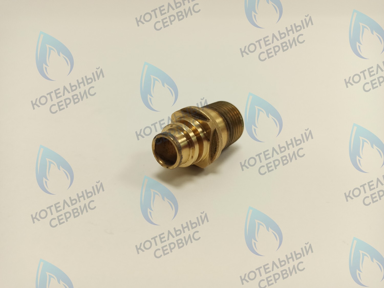 3030181 Выпускной штуцер для горячей воды CELTIC 