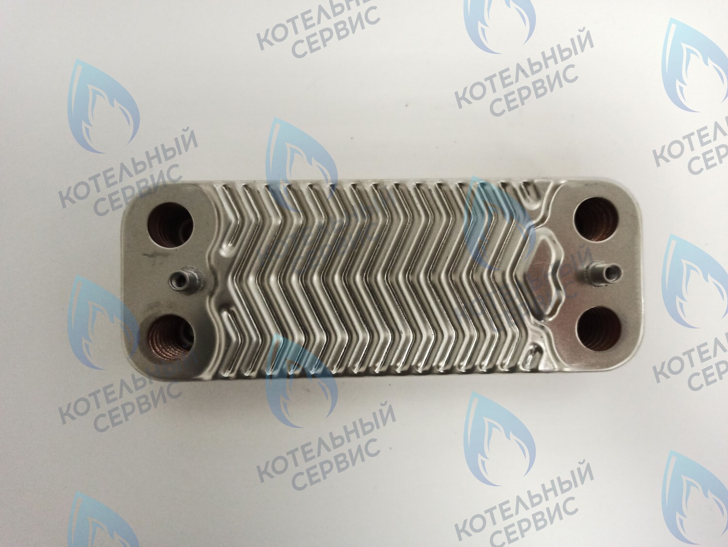 AA08000018 Теплообменник вторичный 30кВт ELECTROLUX 