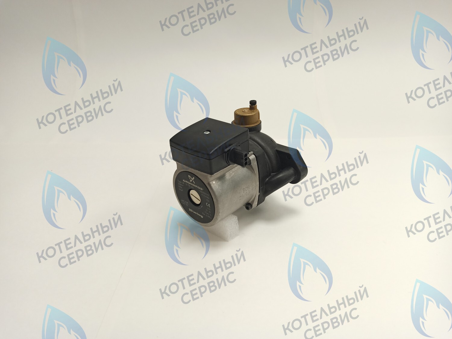 5661200 Циркуляционный насос UP15-50 с коннектором BAXI (против часовой стрелки) (колесо 67/30мм) 