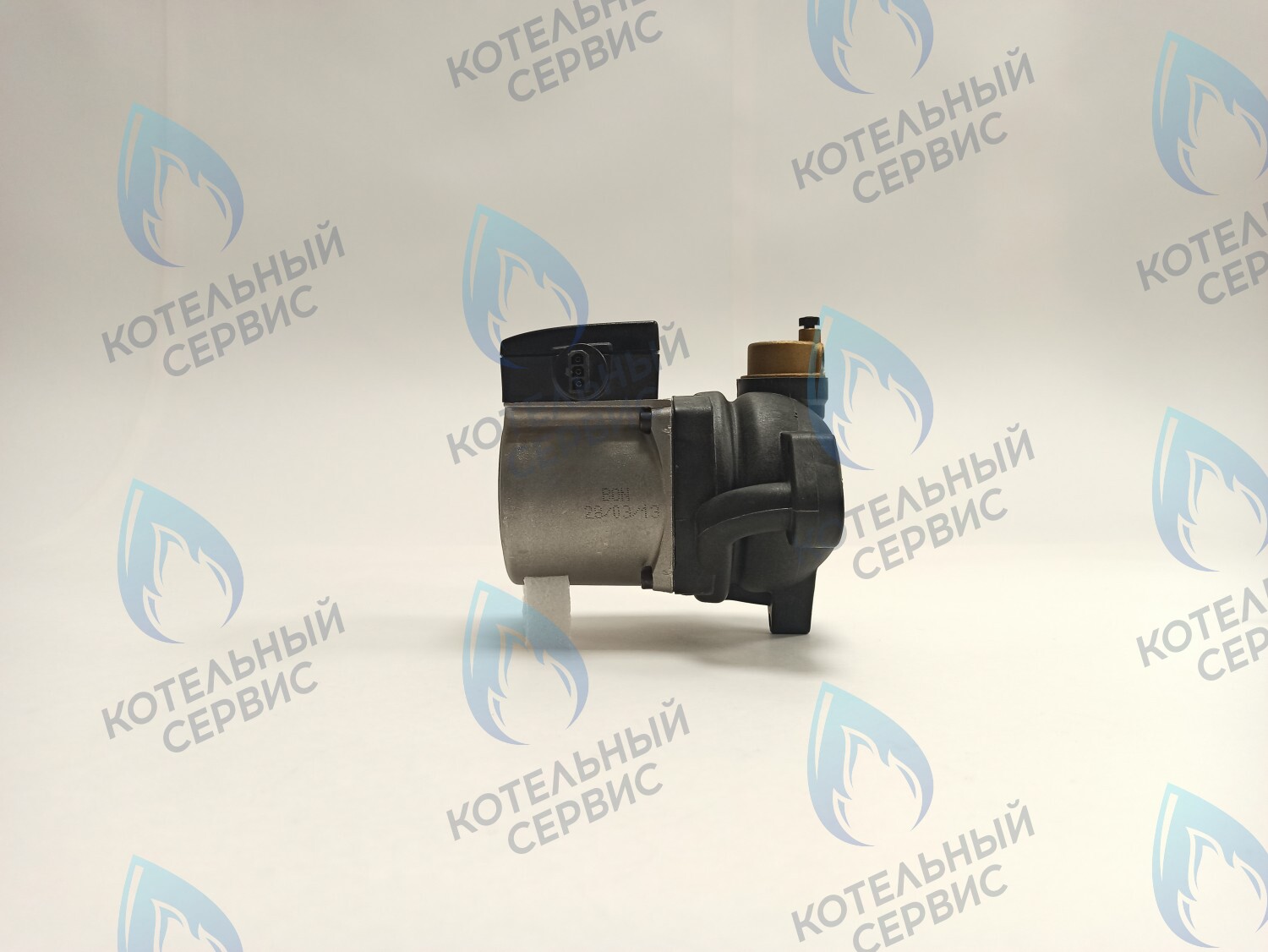 5661200 Циркуляционный насос UP15-50 с коннектором BAXI (против часовой стрелки) (колесо 67/30мм) 