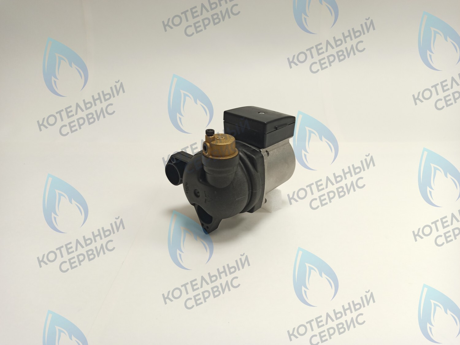 5661200 Циркуляционный насос UP15-50 с коннектором BAXI (против часовой стрелки) (колесо 67/30мм) 