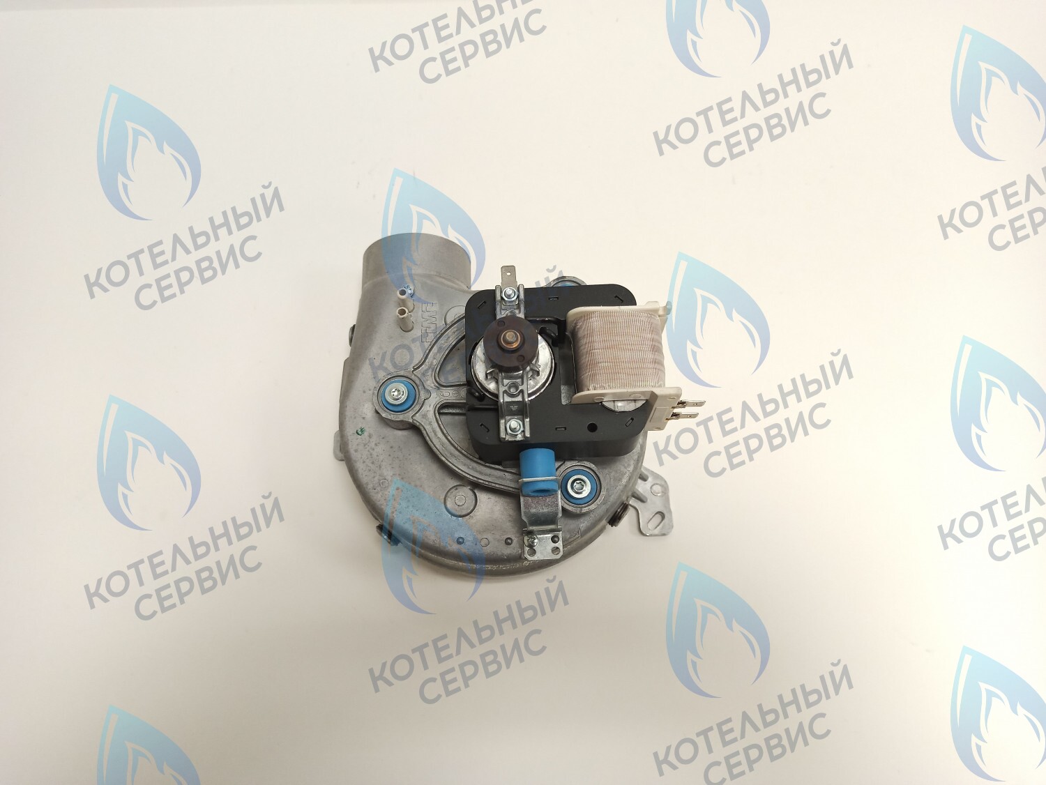 AF003-60W-F-02 Вентилятор 60W  Viessmann Vitopend 100 на котлы 24кВт-30кВт (7858291, 7829879) 